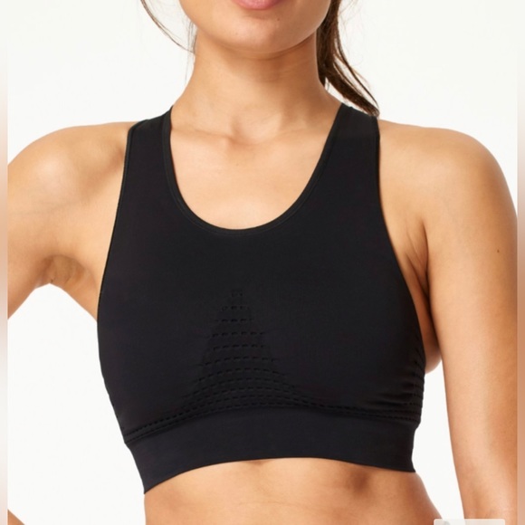 Sweaty Betty Stamina Workout Bra - Picture 3 of 12